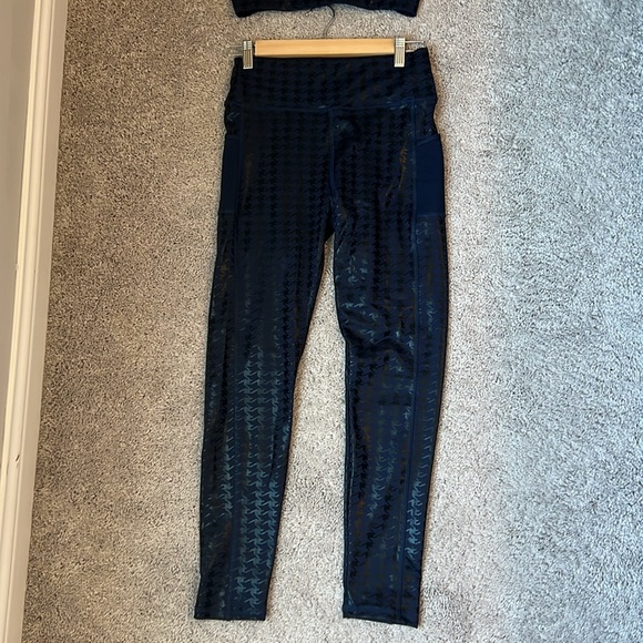 Workout Set - Picture 2 of 6